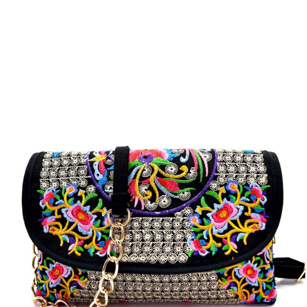 BOHO CHIC Flower Embroidery Cross Body/Clutch